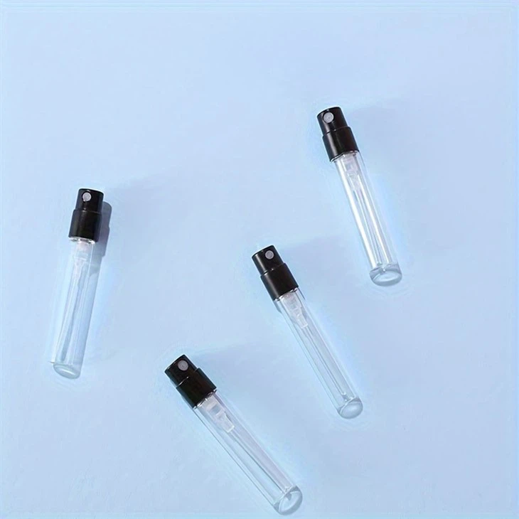 Stekleničke za parfume velikosti vzorca